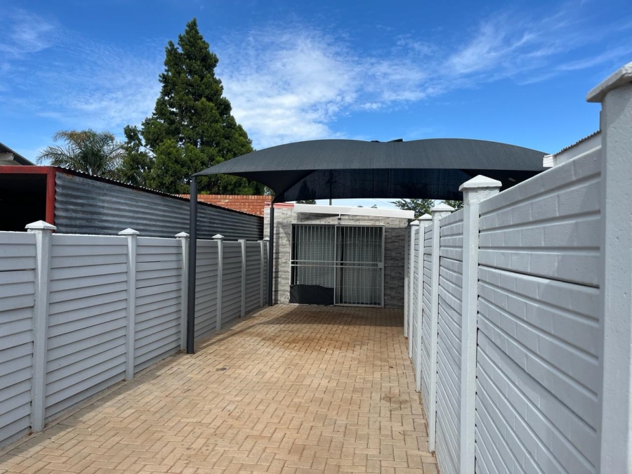 3 Bedroom Property for Sale in South Ridge Northern Cape